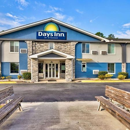 Days Inn By Wyndham Savannah Gateway I-95 Georgetown Exterior foto